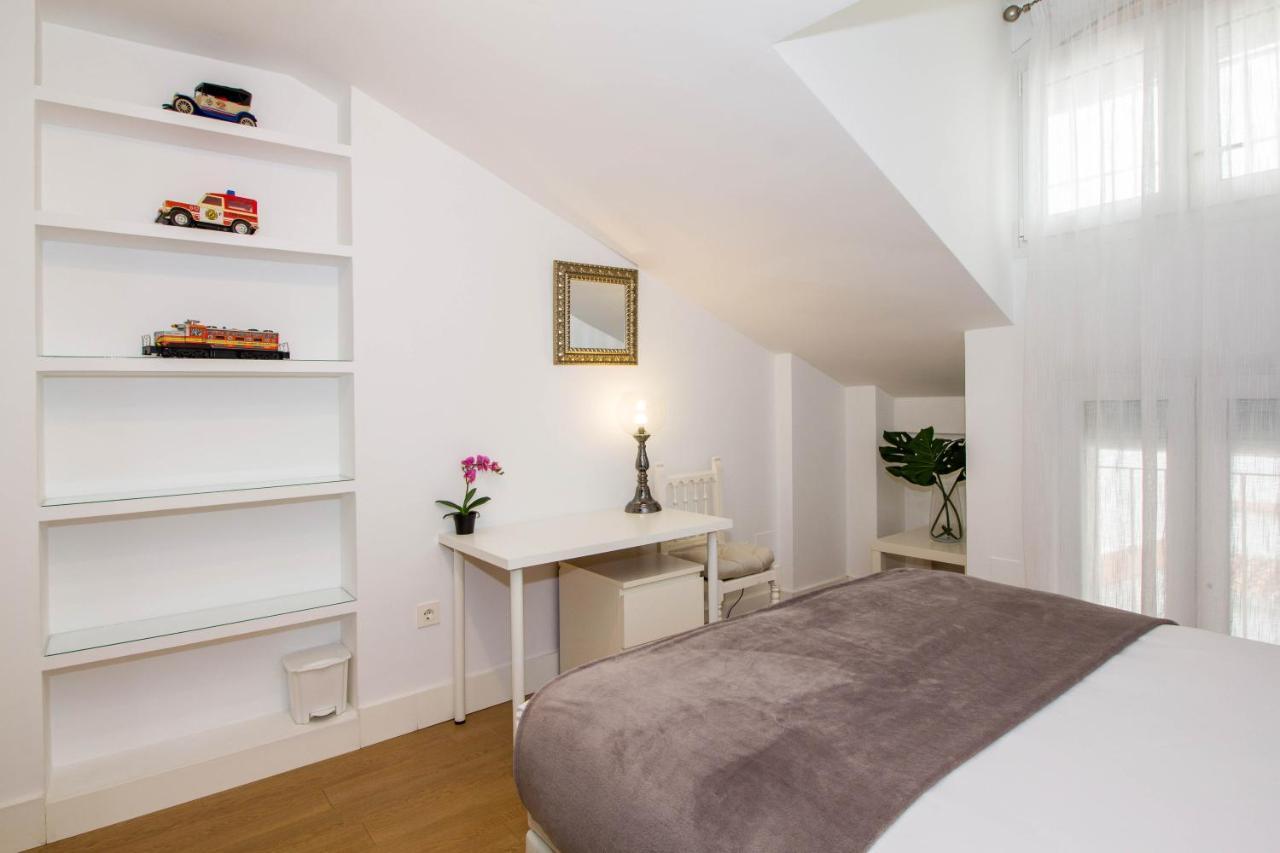 Apartamento Kuros House *